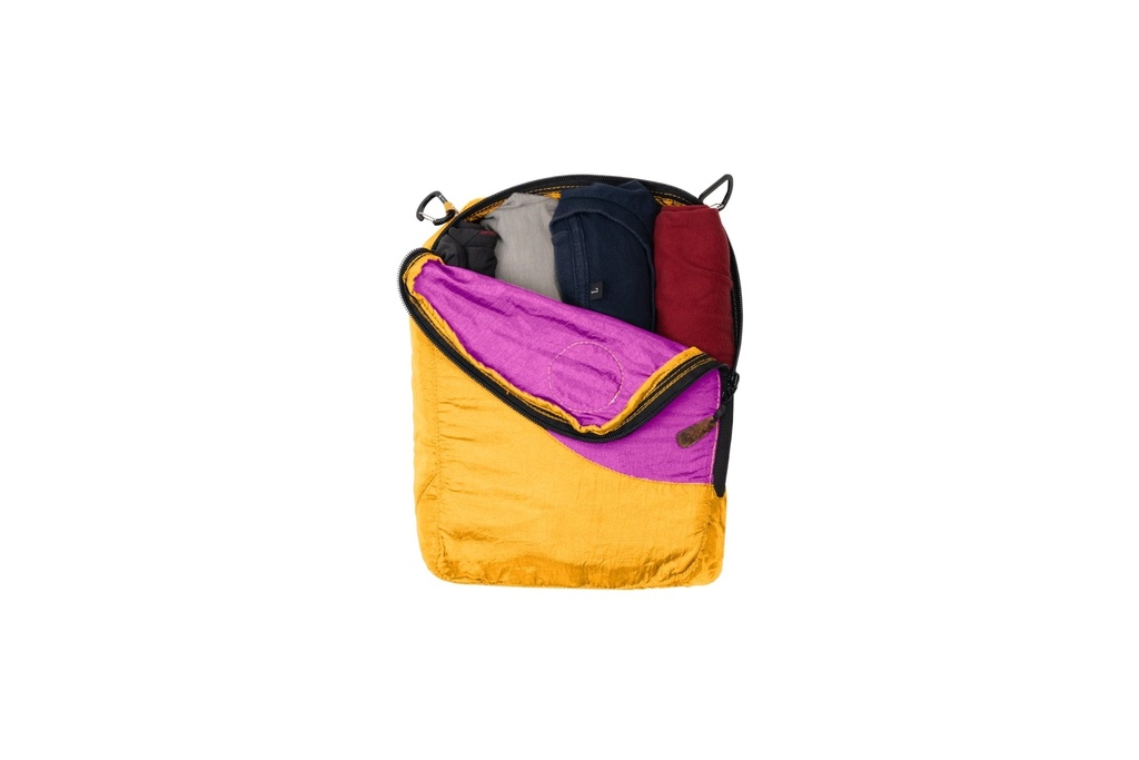[TMTCMU] Travel Cube M (Unique (🌈), Unique (🌈))